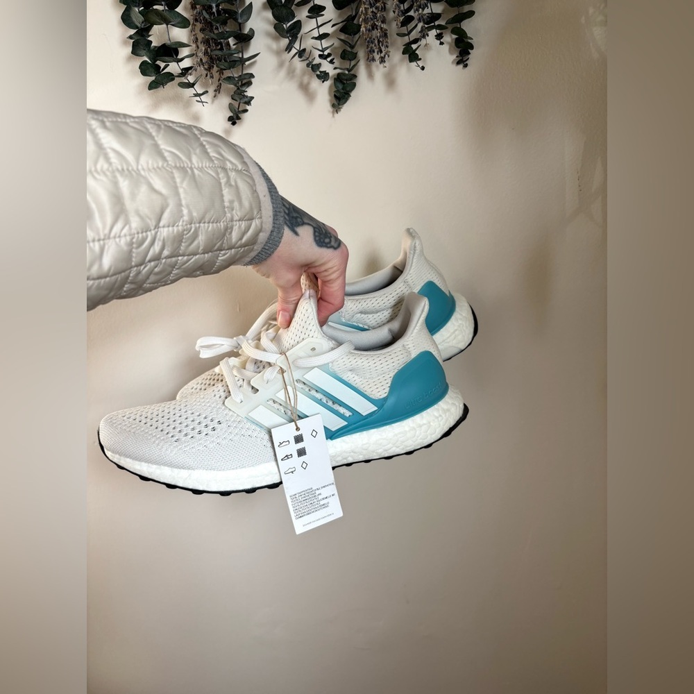 Adidas ultra boost 1.0 white & blue - Picture 2 of 7